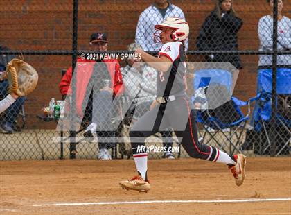 Thumbnail 2 in Cherokee vs. Mill Creek photogallery.