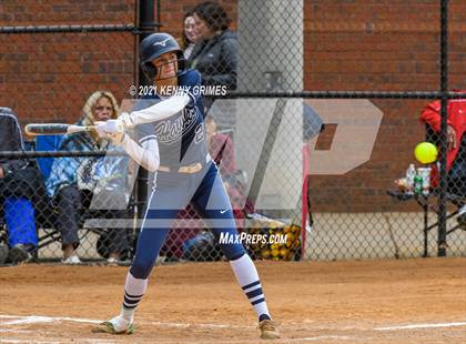 Thumbnail 3 in Cherokee vs. Mill Creek photogallery.
