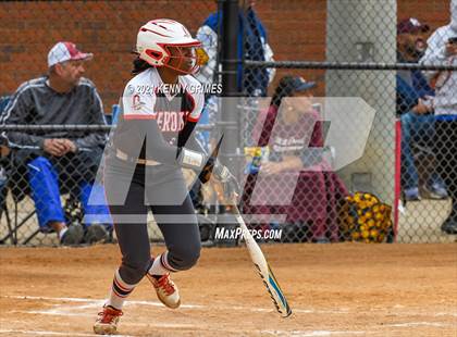 Thumbnail 2 in Cherokee vs. Mill Creek photogallery.