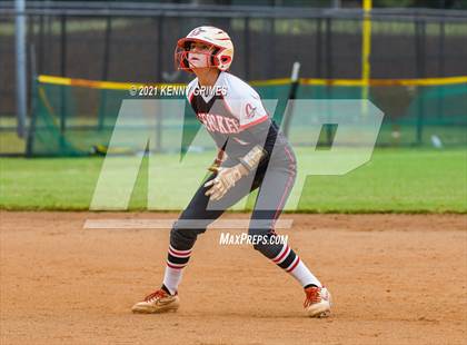 Thumbnail 3 in Cherokee vs. Mill Creek photogallery.
