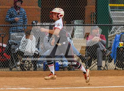 Thumbnail 2 in Cherokee vs. Mill Creek photogallery.