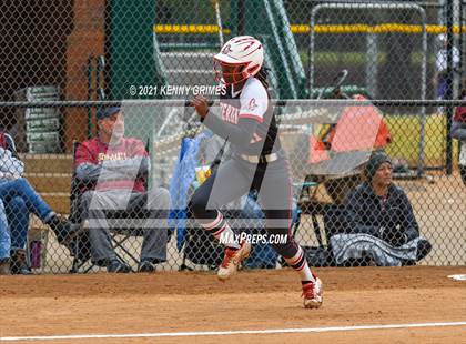 Thumbnail 2 in Cherokee vs. Mill Creek photogallery.