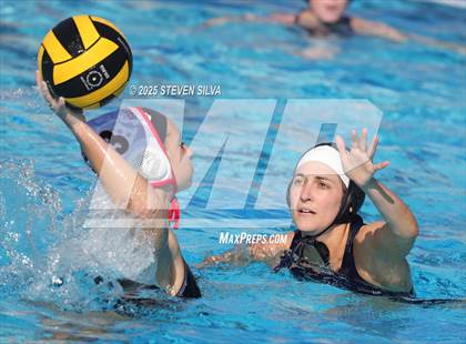 Thumbnail 2 in La Jolla Varsity vs. Alumni (Girls) photogallery.