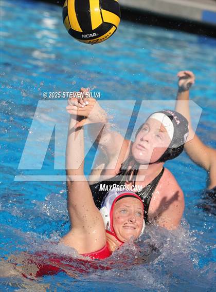 Thumbnail 2 in La Jolla Varsity vs. Alumni (Girls) photogallery.