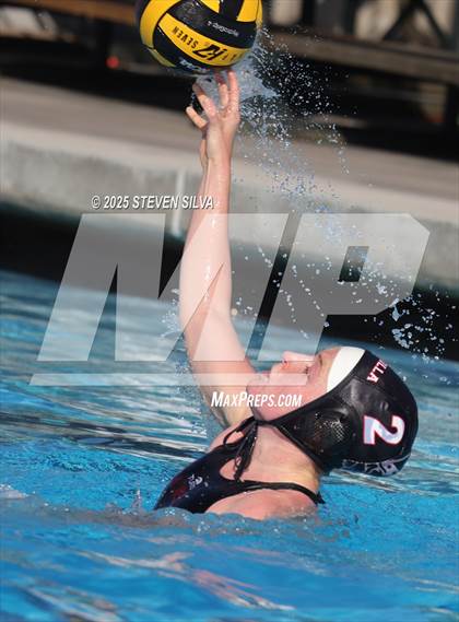 Thumbnail 2 in La Jolla Varsity vs. Alumni (Girls) photogallery.