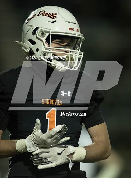 Thumbnail 2 in St. Bonaventure vs. Apple Valley (CIF SS D4 Semifinal) photogallery.