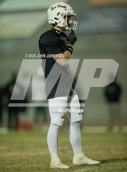 Thumbnail 3 in St. Bonaventure vs. Apple Valley (CIF SS D4 Semifinal) photogallery.