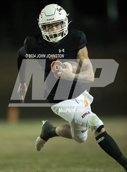 Thumbnail 3 in St. Bonaventure vs. Apple Valley (CIF SS D4 Semifinal) photogallery.
