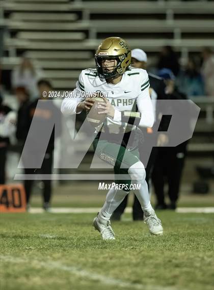 Thumbnail 3 in St. Bonaventure vs. Apple Valley (CIF SS D4 Semifinal) photogallery.
