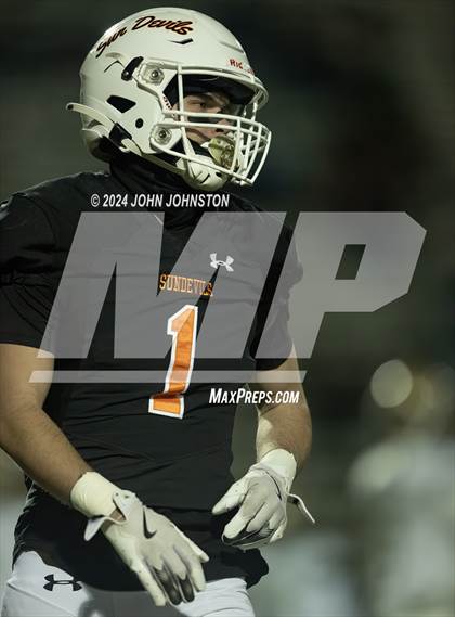 Thumbnail 2 in St. Bonaventure vs. Apple Valley (CIF SS D4 Semifinal) photogallery.