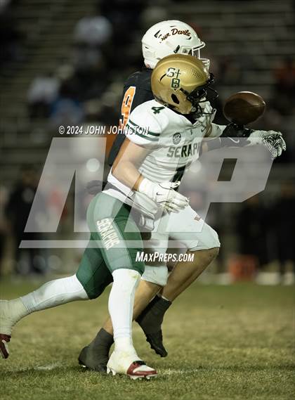 Thumbnail 3 in St. Bonaventure vs. Apple Valley (CIF SS D4 Semifinal) photogallery.