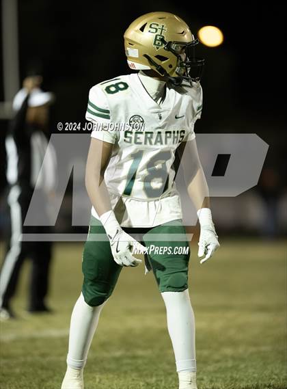 Thumbnail 3 in St. Bonaventure vs. Apple Valley (CIF SS D4 Semifinal) photogallery.