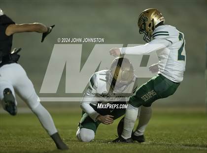 Thumbnail 2 in St. Bonaventure vs. Apple Valley (CIF SS D4 Semifinal) photogallery.