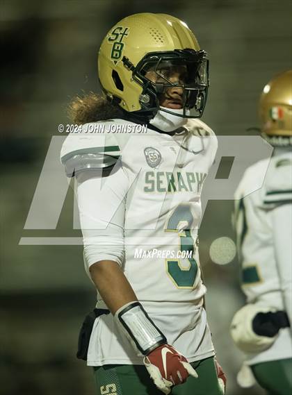 Thumbnail 2 in St. Bonaventure vs. Apple Valley (CIF SS D4 Semifinal) photogallery.