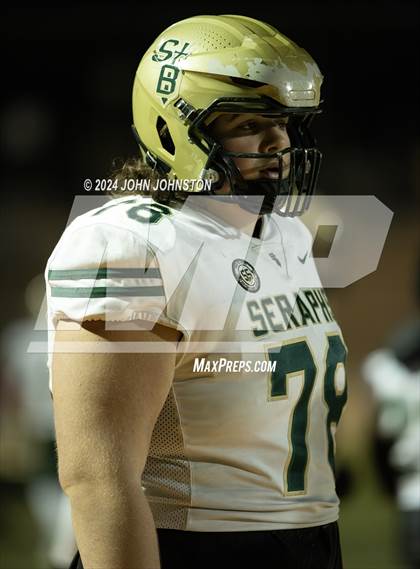 Thumbnail 3 in St. Bonaventure vs. Apple Valley (CIF SS D4 Semifinal) photogallery.