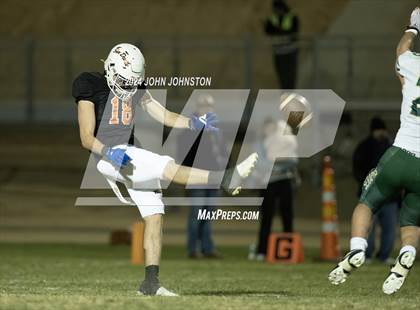 Thumbnail 1 in St. Bonaventure vs. Apple Valley (CIF SS D4 Semifinal) photogallery.