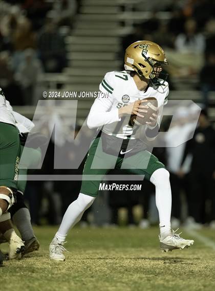 Thumbnail 2 in St. Bonaventure vs. Apple Valley (CIF SS D4 Semifinal) photogallery.