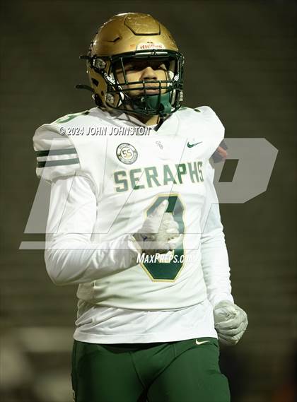 Thumbnail 2 in St. Bonaventure vs. Apple Valley (CIF SS D4 Semifinal) photogallery.