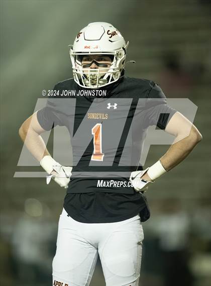 Thumbnail 2 in St. Bonaventure vs. Apple Valley (CIF SS D4 Semifinal) photogallery.
