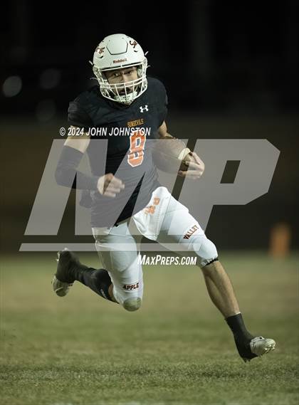 Thumbnail 2 in St. Bonaventure vs. Apple Valley (CIF SS D4 Semifinal) photogallery.