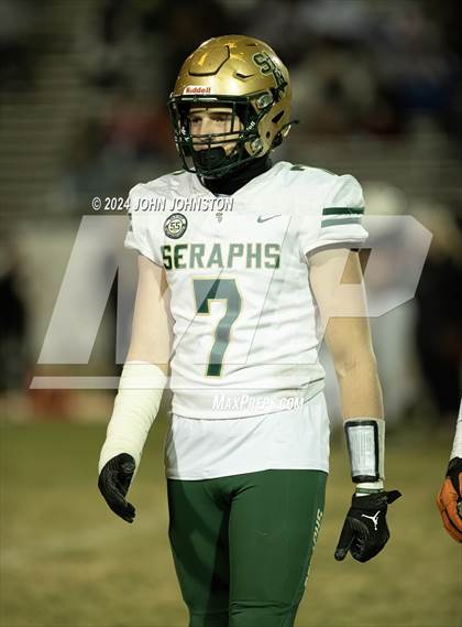 Thumbnail 2 in St. Bonaventure vs. Apple Valley (CIF SS D4 Semifinal) photogallery.