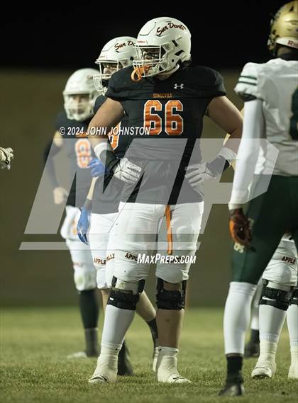 Thumbnail 3 in St. Bonaventure vs. Apple Valley (CIF SS D4 Semifinal) photogallery.