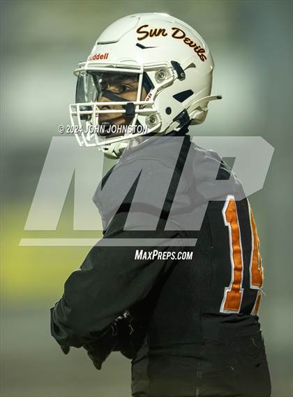 Thumbnail 2 in St. Bonaventure vs. Apple Valley (CIF SS D4 Semifinal) photogallery.