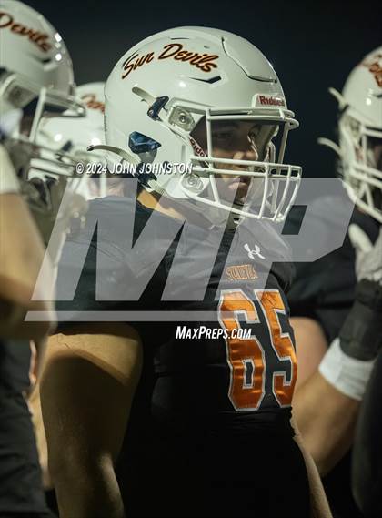 Thumbnail 3 in St. Bonaventure vs. Apple Valley (CIF SS D4 Semifinal) photogallery.