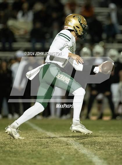 Thumbnail 3 in St. Bonaventure vs. Apple Valley (CIF SS D4 Semifinal) photogallery.