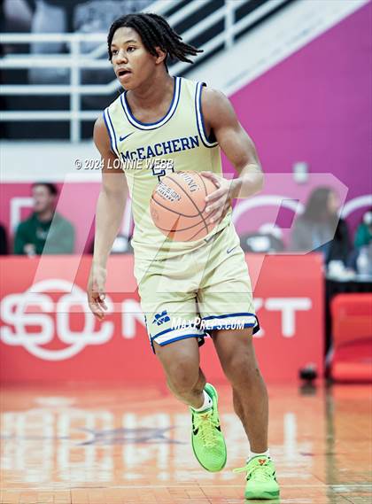 Thumbnail 2 in Harvard-Westlake vs. McEachern (Spalding Hoophall Classic) photogallery.
