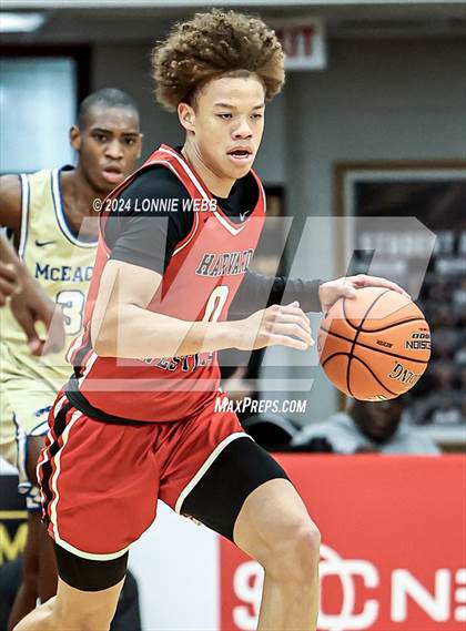 Thumbnail 1 in Harvard-Westlake vs. McEachern (Spalding Hoophall Classic) photogallery.
