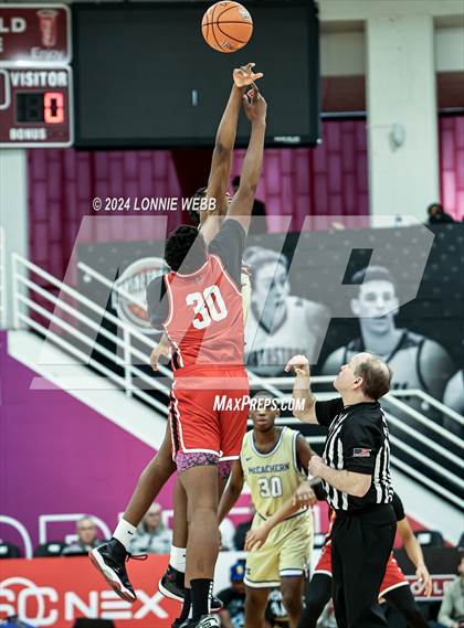 Thumbnail 2 in Harvard-Westlake vs. McEachern (Spalding Hoophall Classic) photogallery.