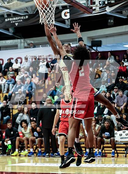 Thumbnail 1 in Harvard-Westlake vs. McEachern (Spalding Hoophall Classic) photogallery.