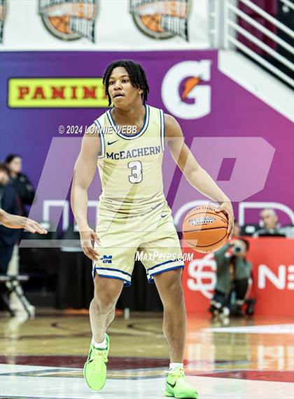 Thumbnail 1 in Harvard-Westlake vs. McEachern (Spalding Hoophall Classic) photogallery.