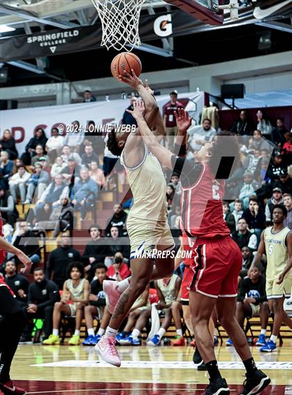 Thumbnail 3 in Harvard-Westlake vs. McEachern (Spalding Hoophall Classic) photogallery.