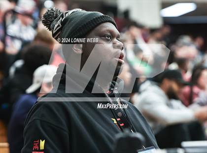 Thumbnail 2 in Harvard-Westlake vs. McEachern (Spalding Hoophall Classic) photogallery.