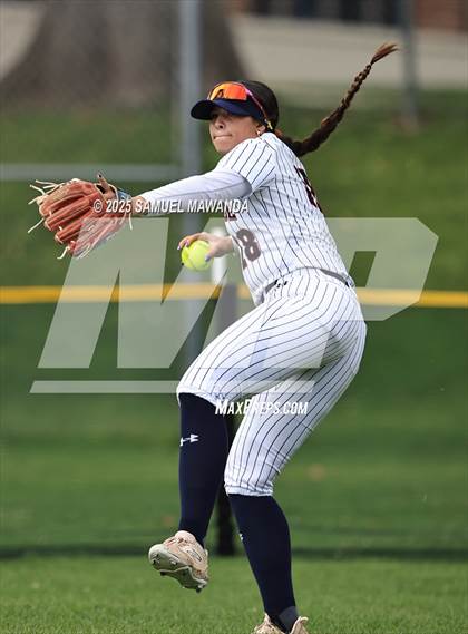 Thumbnail 1 in   Hart @ Chaminade photogallery.