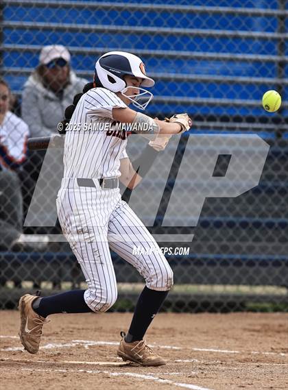 Thumbnail 3 in   Hart @ Chaminade photogallery.
