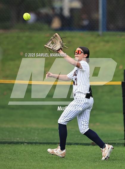Thumbnail 3 in   Hart @ Chaminade photogallery.