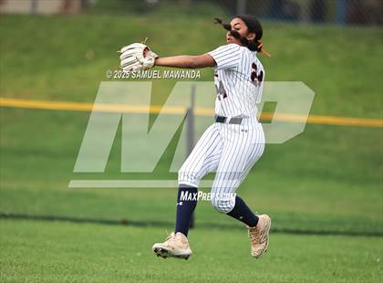 Thumbnail 3 in   Hart @ Chaminade photogallery.