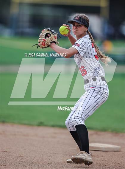 Thumbnail 1 in   Hart @ Chaminade photogallery.
