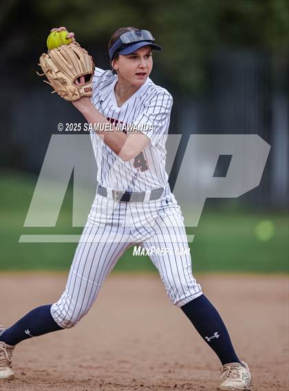 Thumbnail 3 in   Hart @ Chaminade photogallery.
