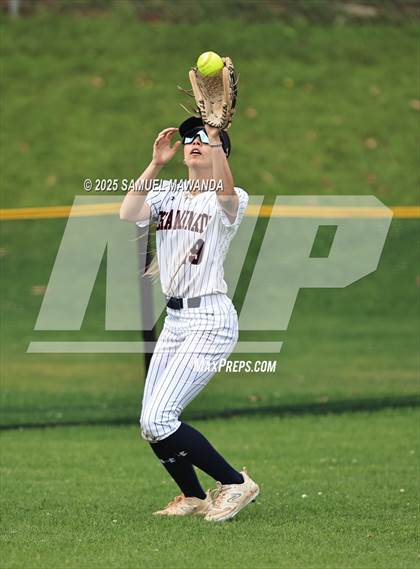 Thumbnail 2 in   Hart @ Chaminade photogallery.