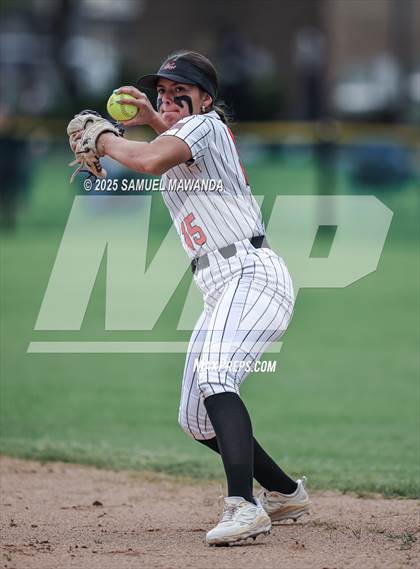 Thumbnail 3 in   Hart @ Chaminade photogallery.