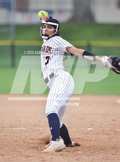 Thumbnail 2 in   Hart @ Chaminade photogallery.