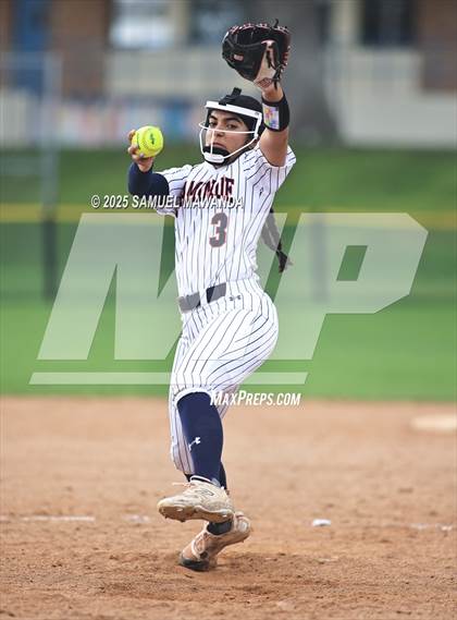 Thumbnail 1 in   Hart @ Chaminade photogallery.
