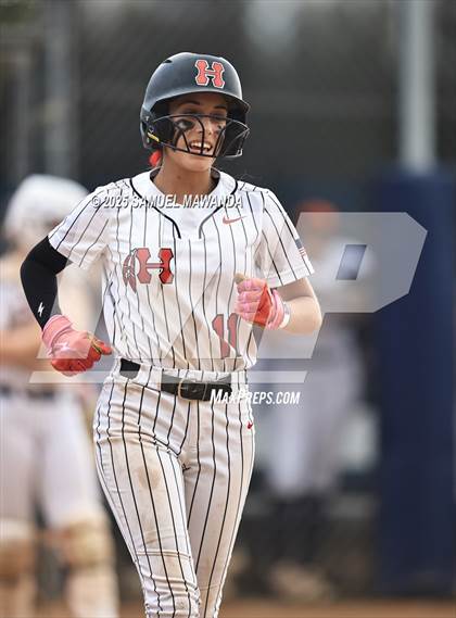 Thumbnail 3 in   Hart @ Chaminade photogallery.