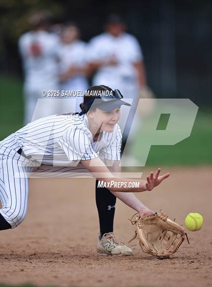 Thumbnail 3 in   Hart @ Chaminade photogallery.