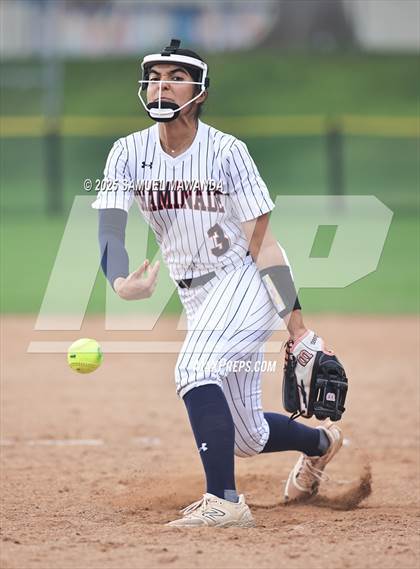 Thumbnail 3 in   Hart @ Chaminade photogallery.