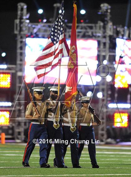 Thumbnail 3 in Cathedral Catholic vs. Central Catholic (2016 Honor Bowl) photogallery.